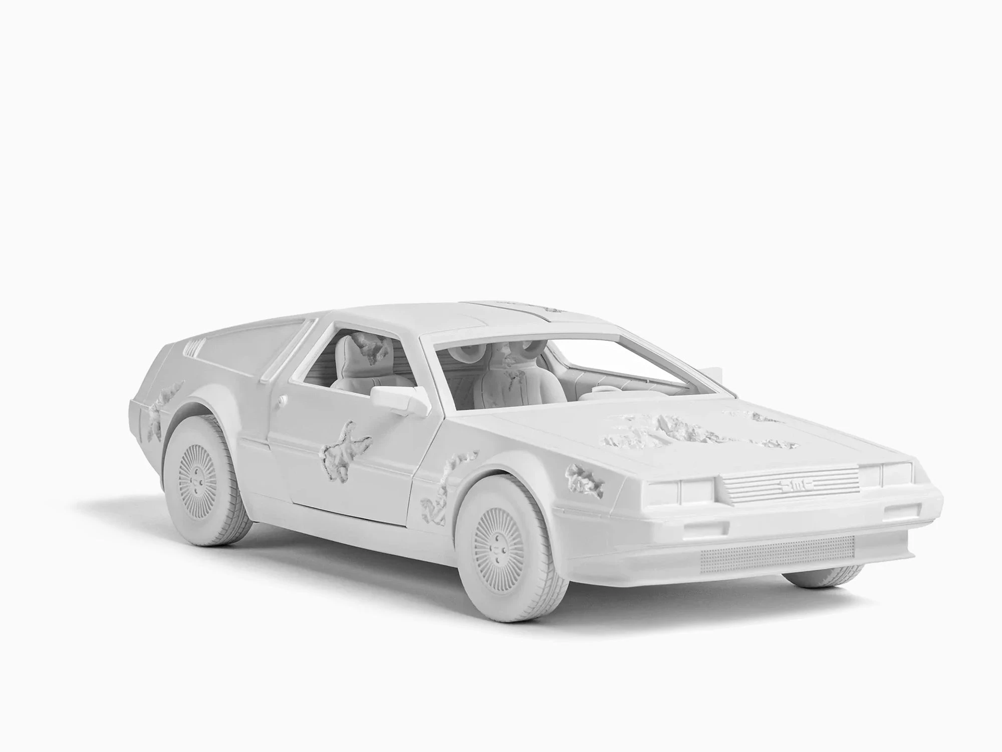 Daniel Arsham - DeLorean Érodé – /500, Produit par Arsham Editions, 2021