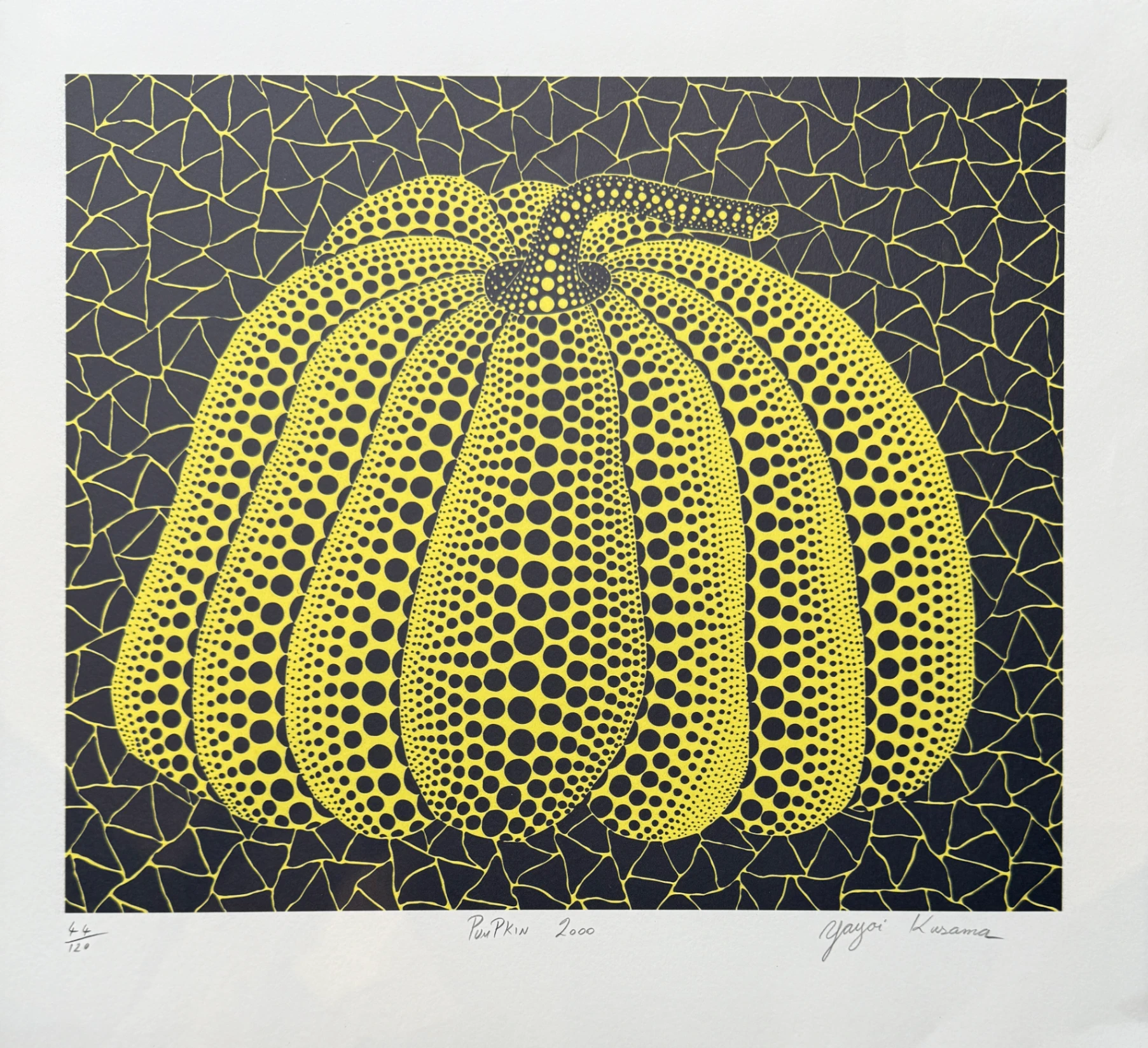 Yayoi Kusama (Née en 1929) – Pumpkin 2000 (Jaune), Sérigraphie couleurs sur papier fine art blanc épais.