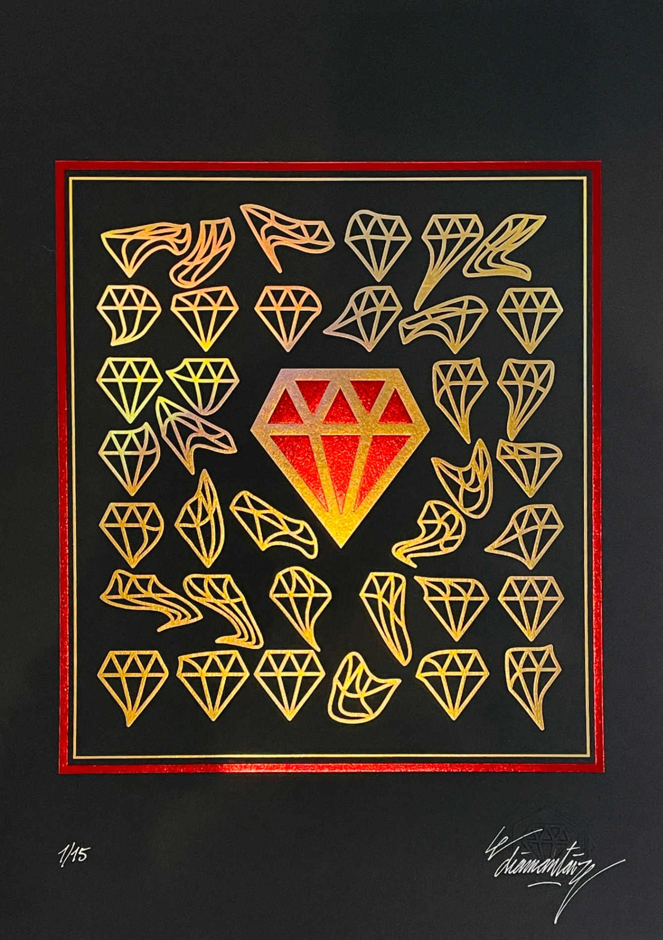 LE DIAMANTAIRE – Cycles, édition rouge, Acrylique sur papier épais noir.