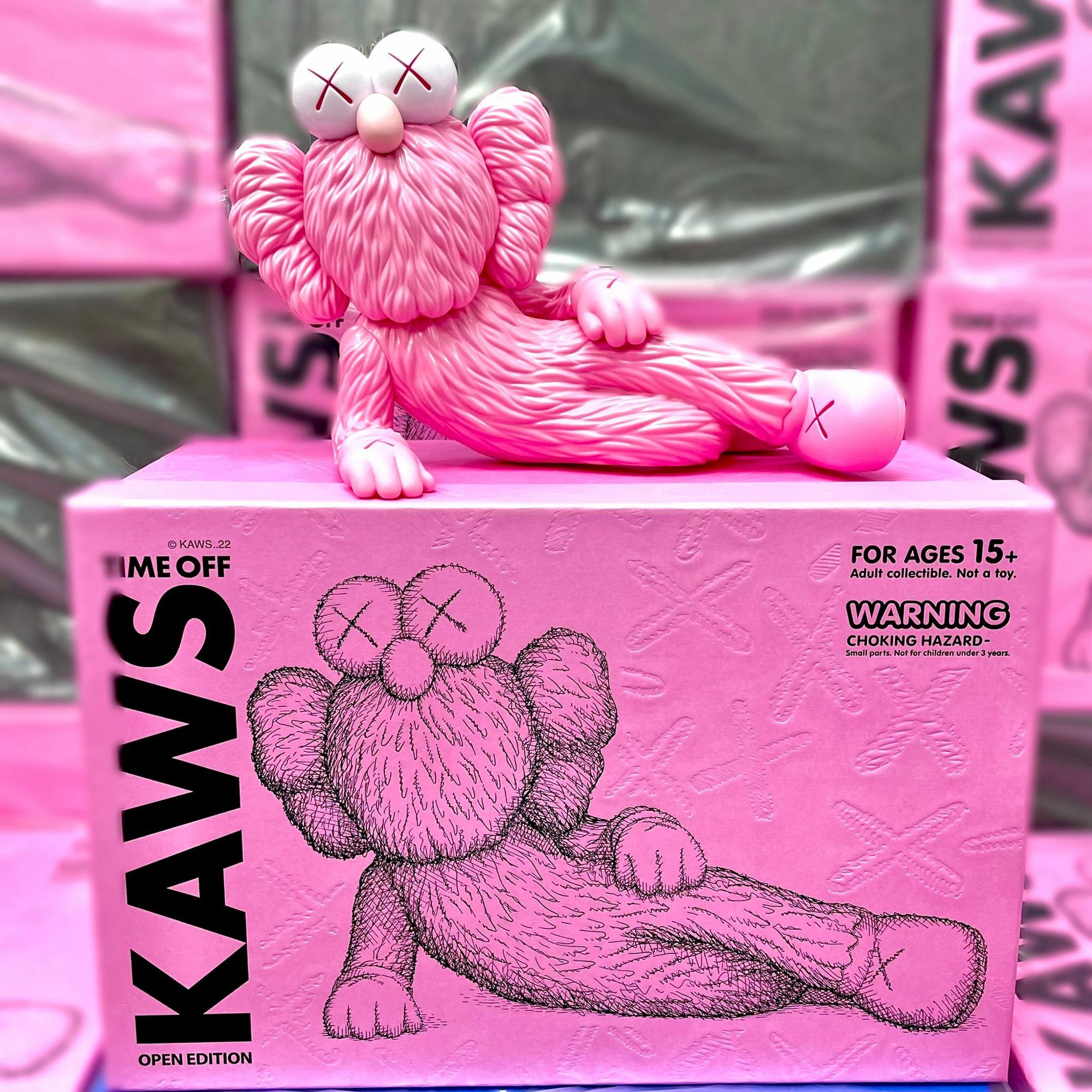 KAWS TIME OFF (ROSE), KAWS TIME OFF (ROSE)